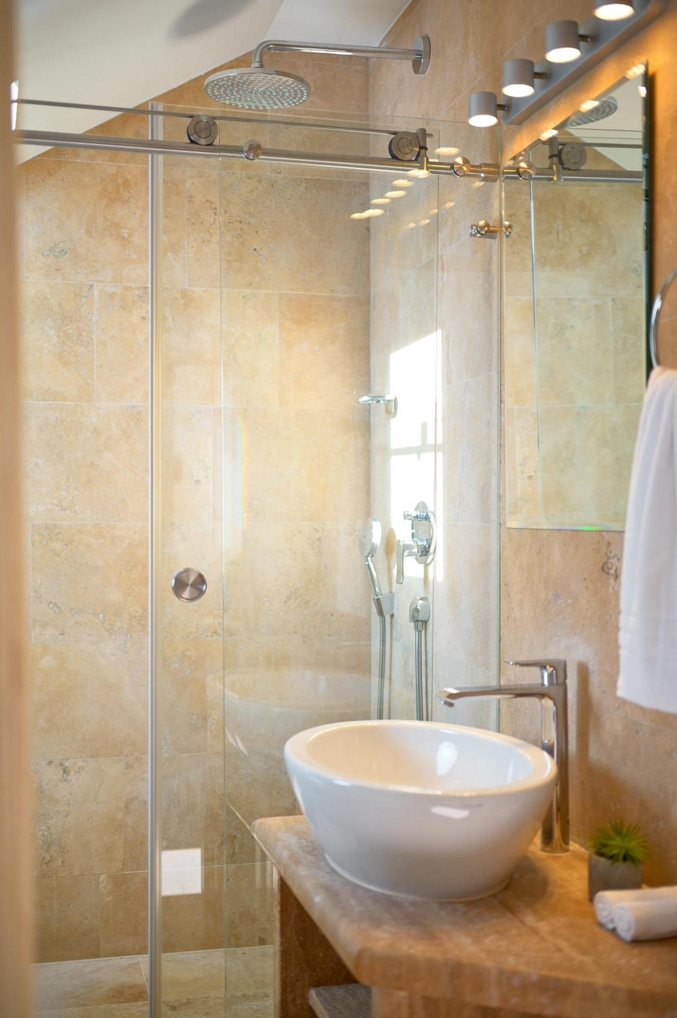 Perla Luxury Pensiune 4*